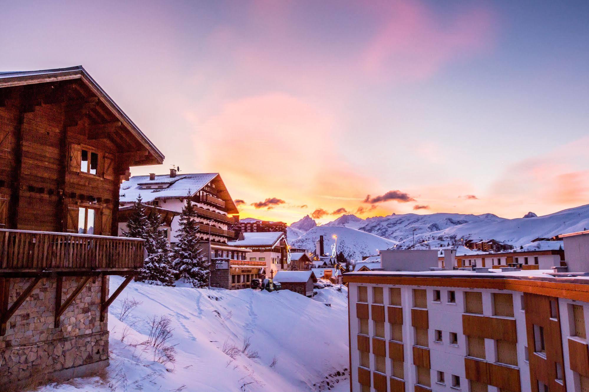 Langley Hotel Le Petit Prince Alpe d'Huez Εξωτερικό φωτογραφία