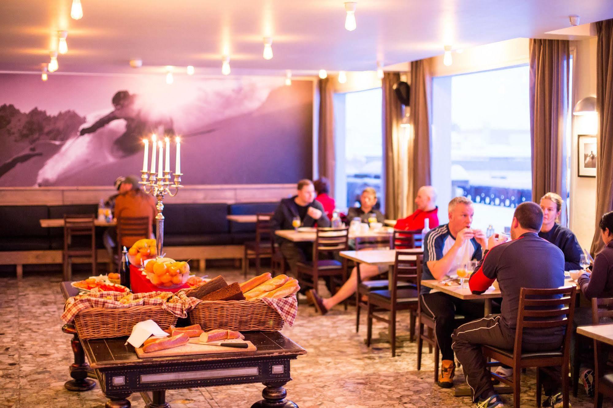 Langley Hotel Le Petit Prince Alpe d'Huez Εξωτερικό φωτογραφία